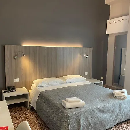 Lukas Отель Виареджо