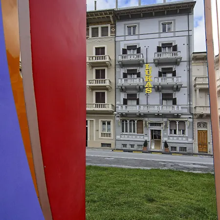 Lukas Vegetarian & Vegan 3* Viareggio